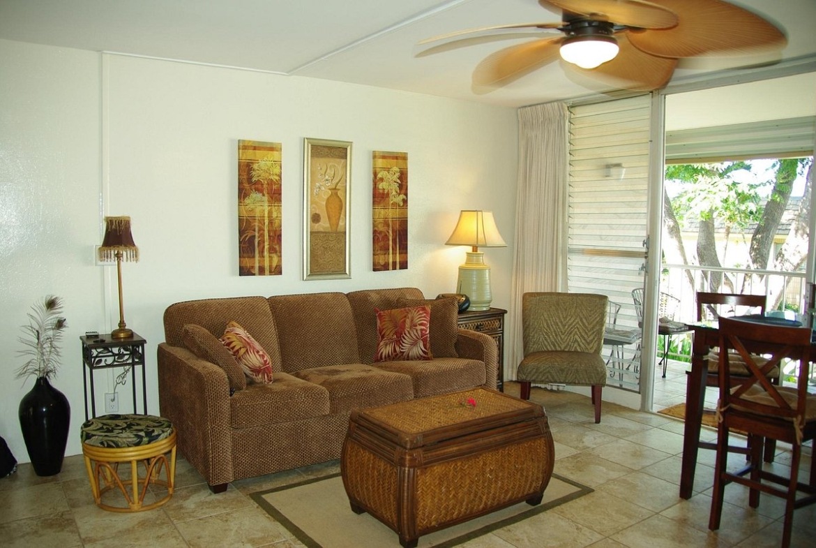 Vacation Internationale Kihei Kai Nani Living Area 2