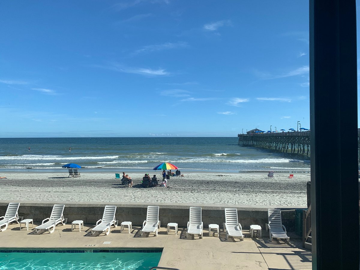 Kingfisher Inn beach