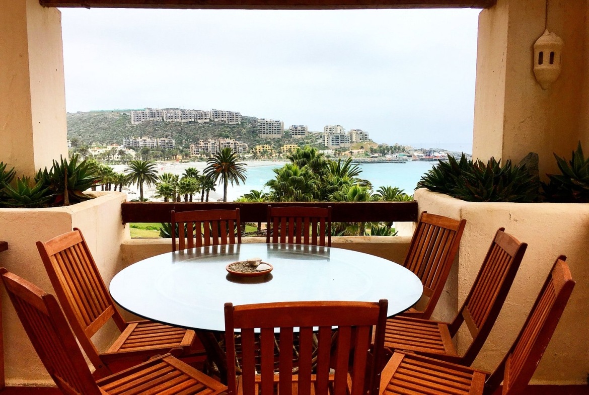 Las Tacas seating