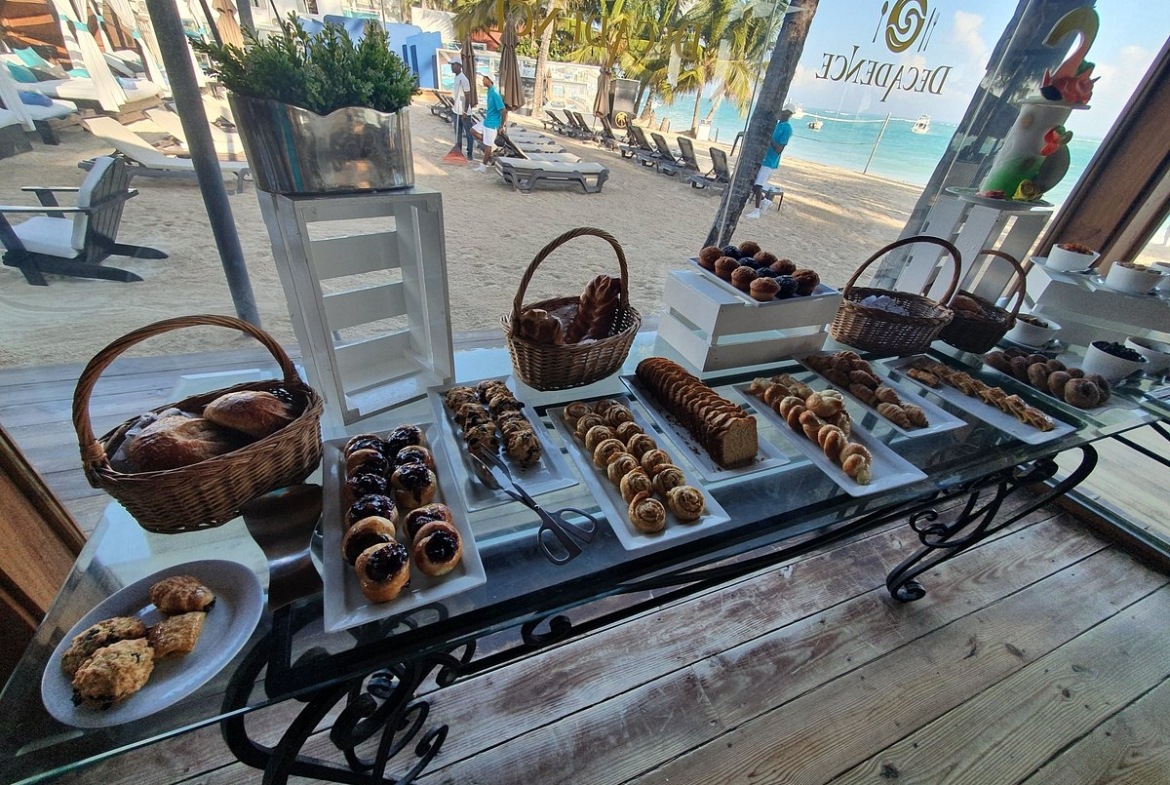 oceanfront dining