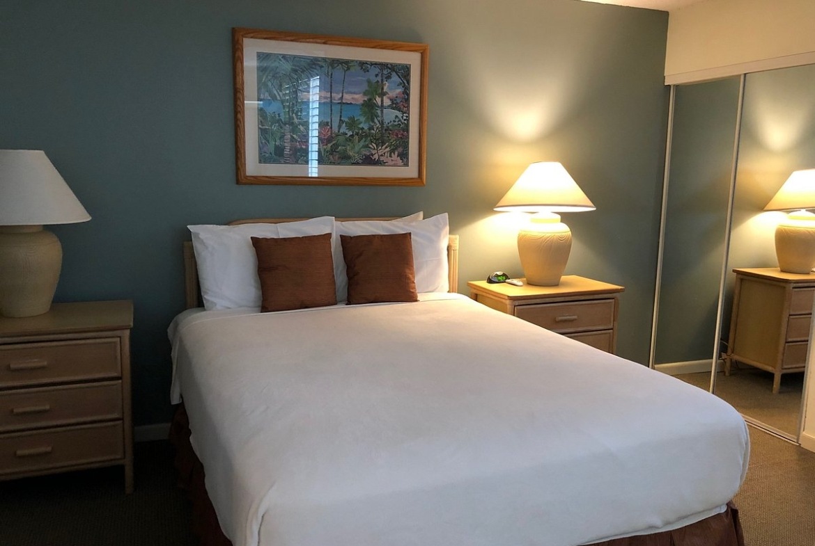 Lifetime In Hawaii bedroom area