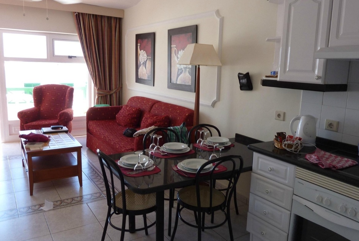 Diamond Las Calas living room