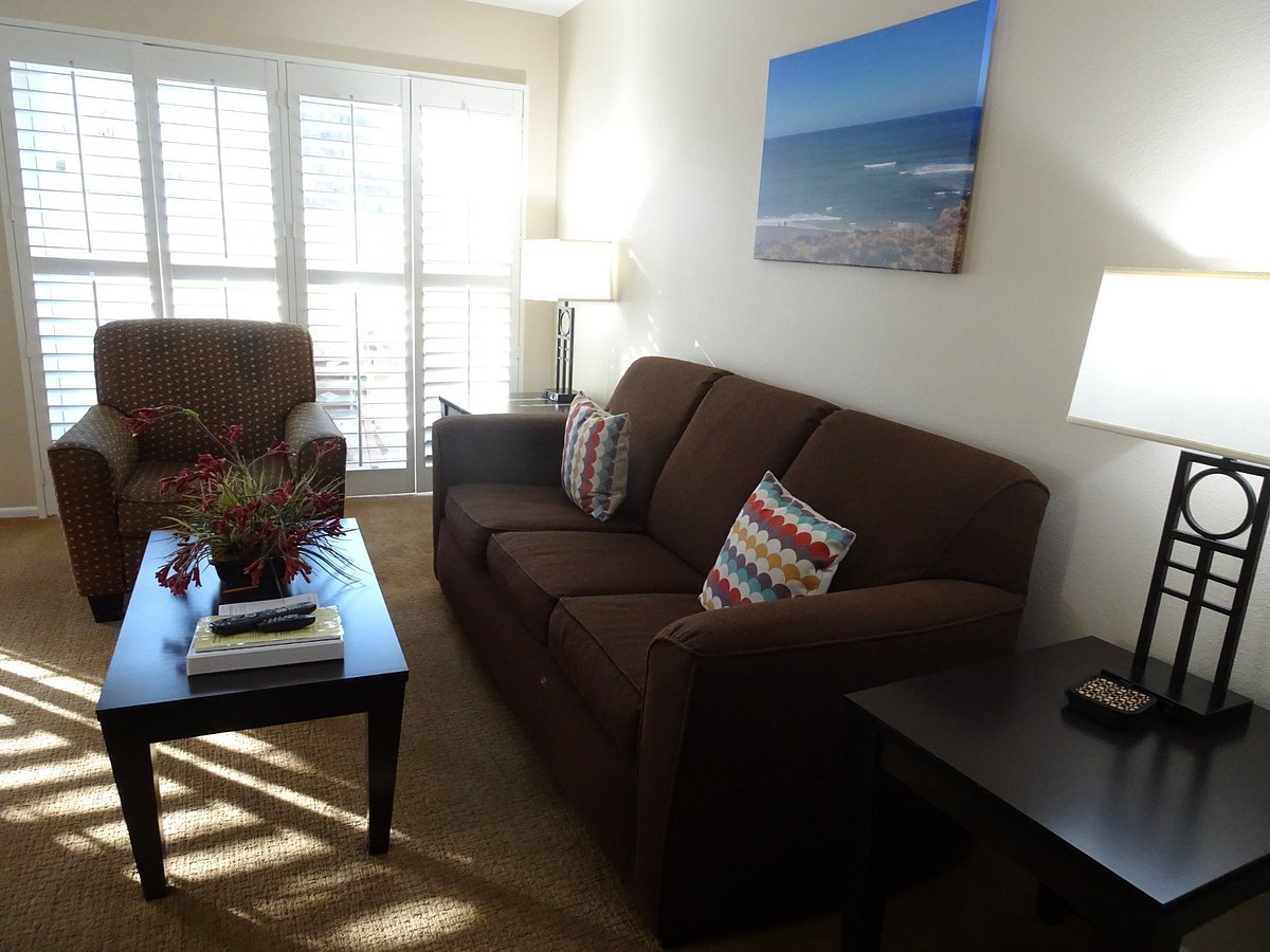 Sand Pebbles Living Area