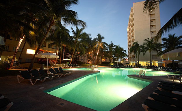 Mayan Palace Regency Mazatlan pool
