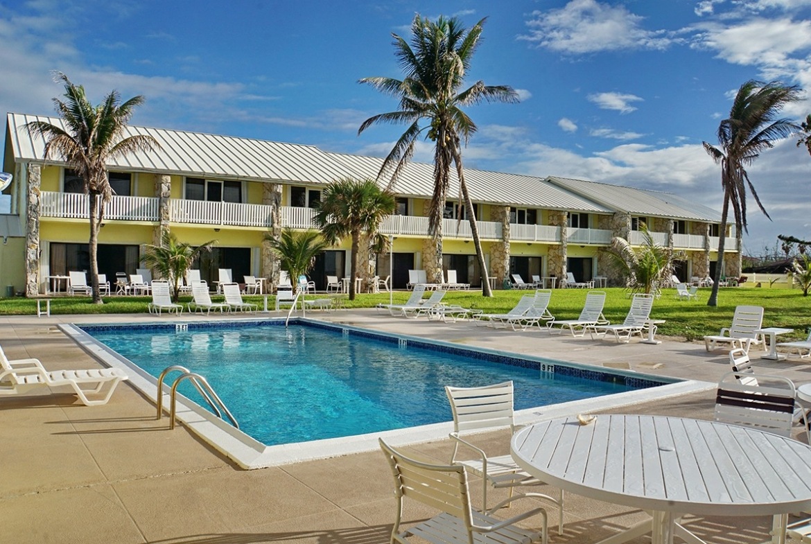 Mayfield Beach And Tennis Club pool