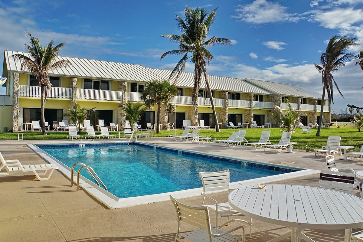 Mayfield Beach And Tennis Club pool