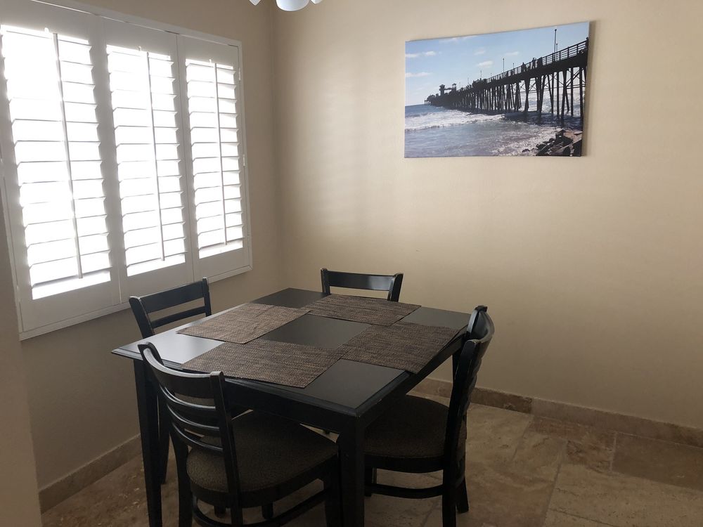 Sand Pebbles Dining Area