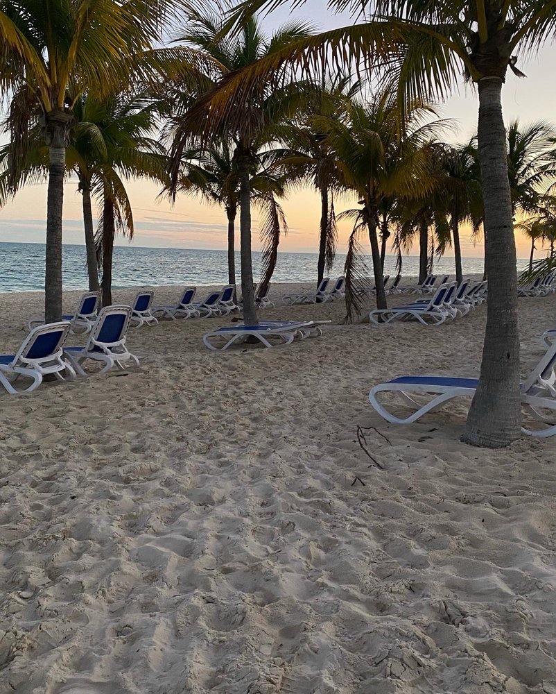 Beach: Viva Wyndham Fortuna Beach