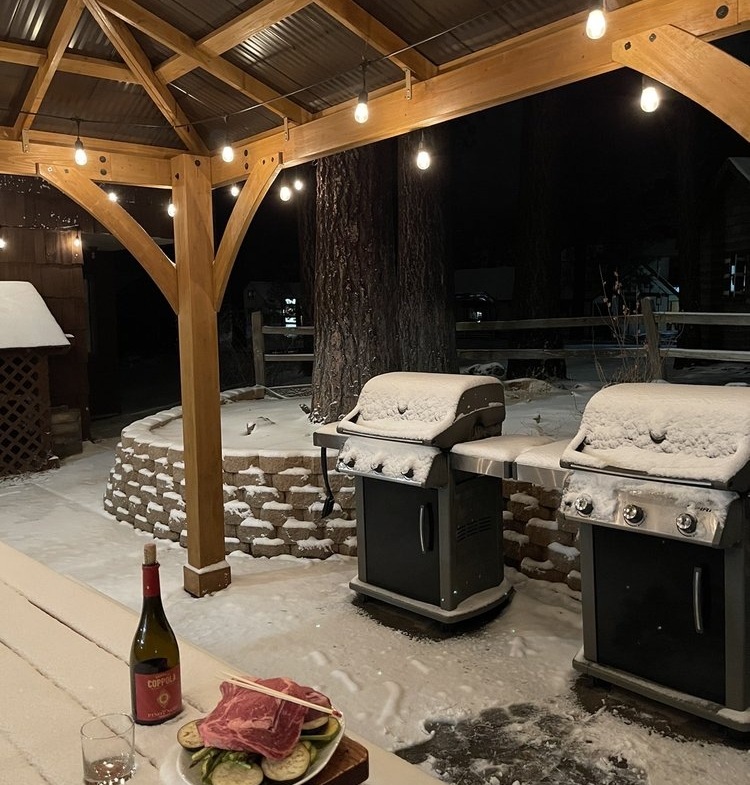 Snow Lake Lodge Barbeque Station