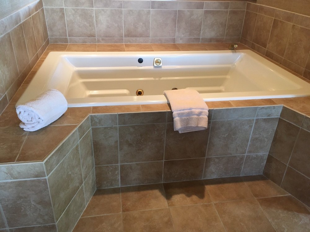 Whirlpool Tub