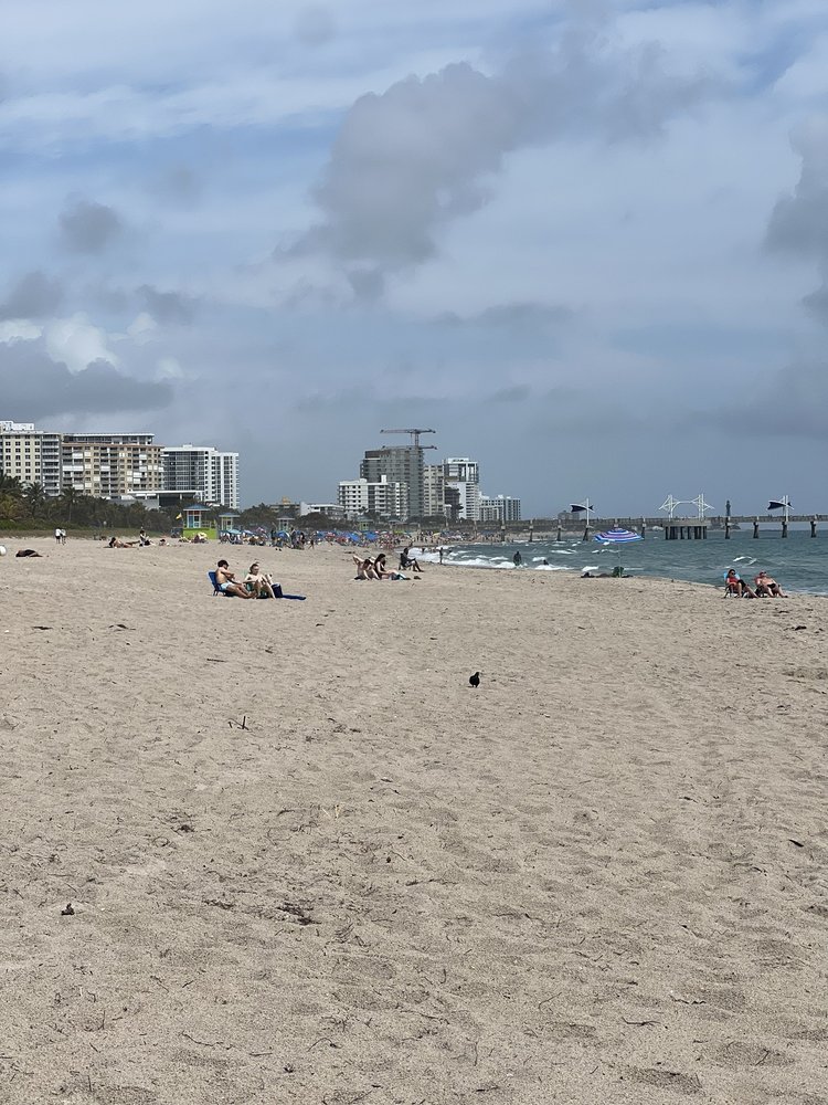 Seaside Beach Club Beach