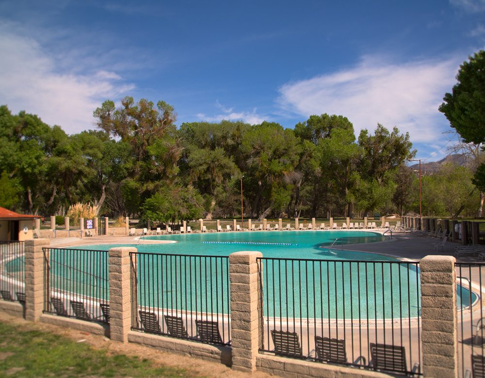 Thousand Trails- Soledad Canyon Pool