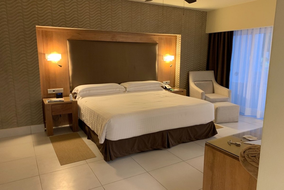 Occidental Allegro Punta Cana bedroom