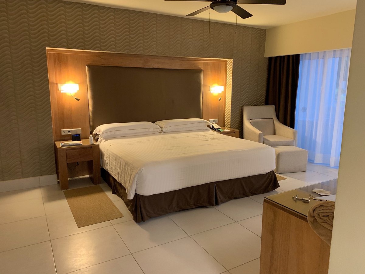 Occidental Allegro Punta Cana bedroom