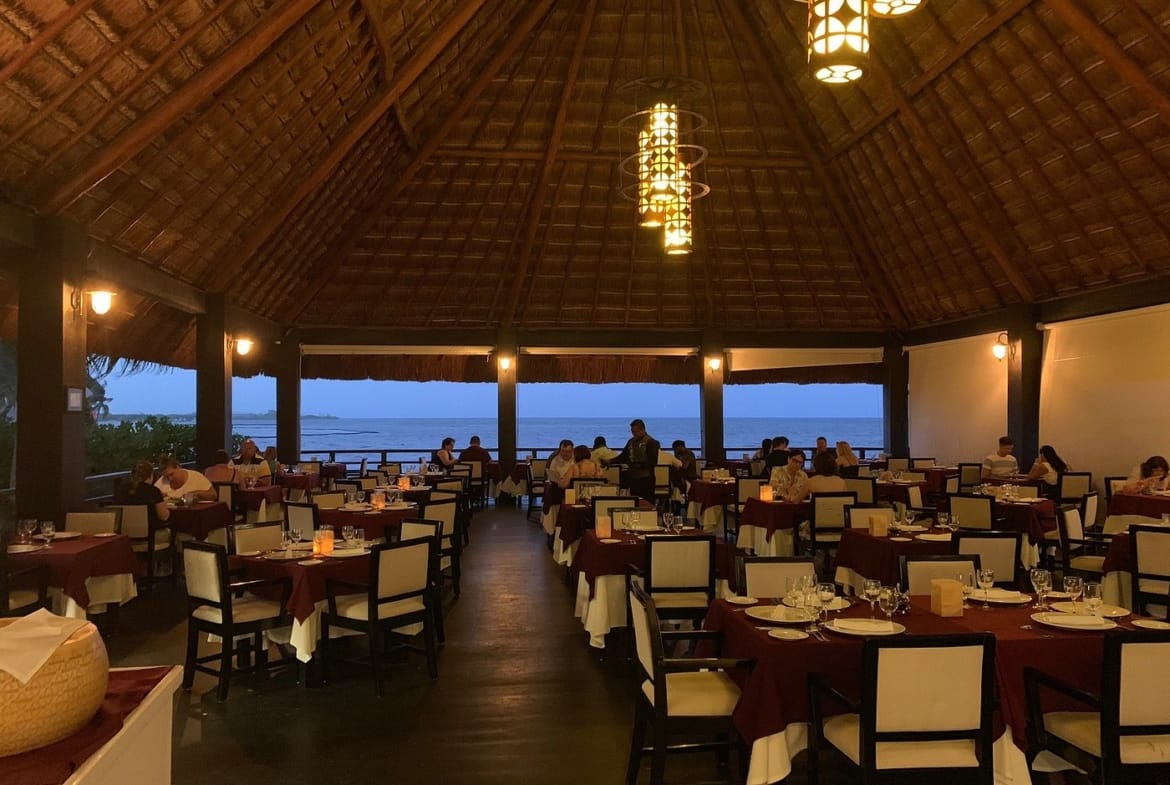 dining at resort