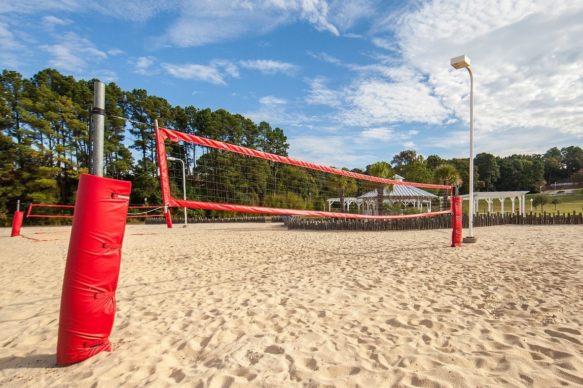 Holiday Inn Club Vacations Villages Resort at Lake Palestine volleyball court