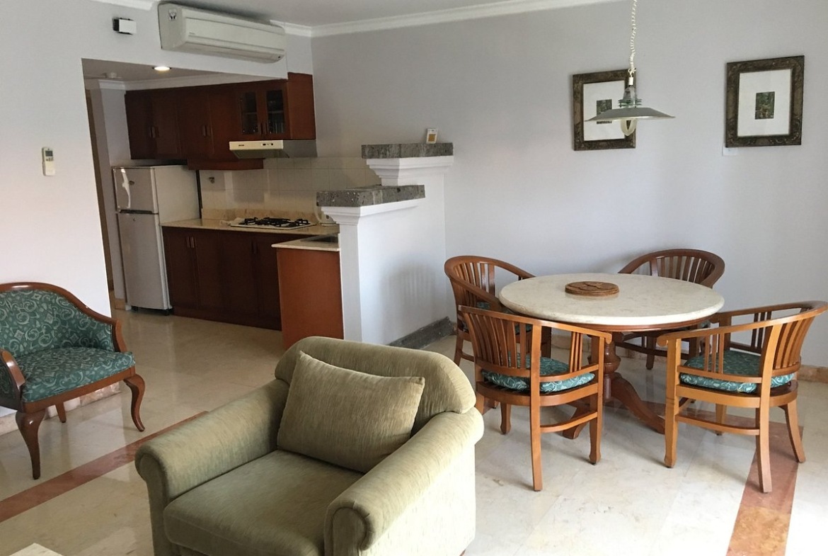 Peninsula Beach Resort Dining Area