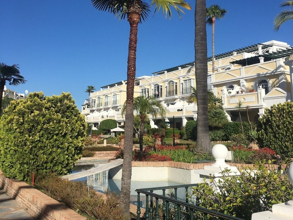 Photos of Aloha Gardens by Vacation Care