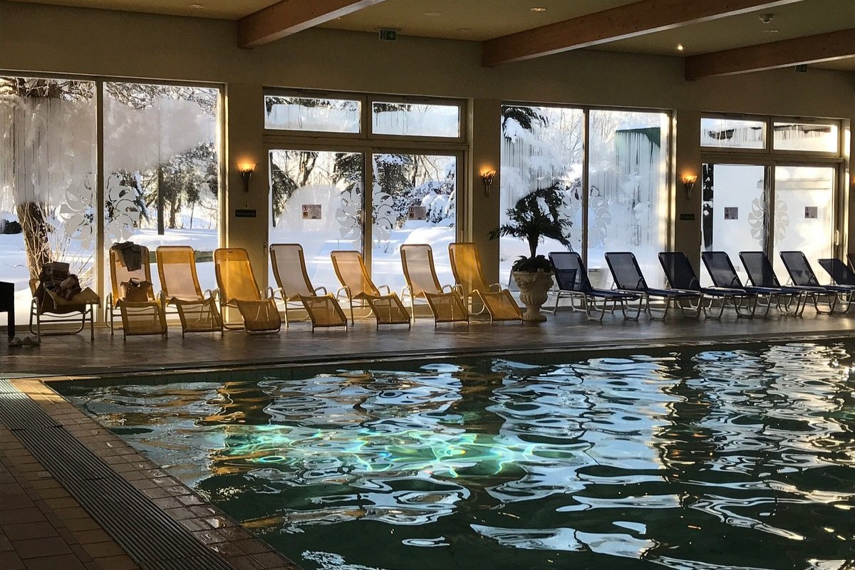 alpenland sporthotel pool