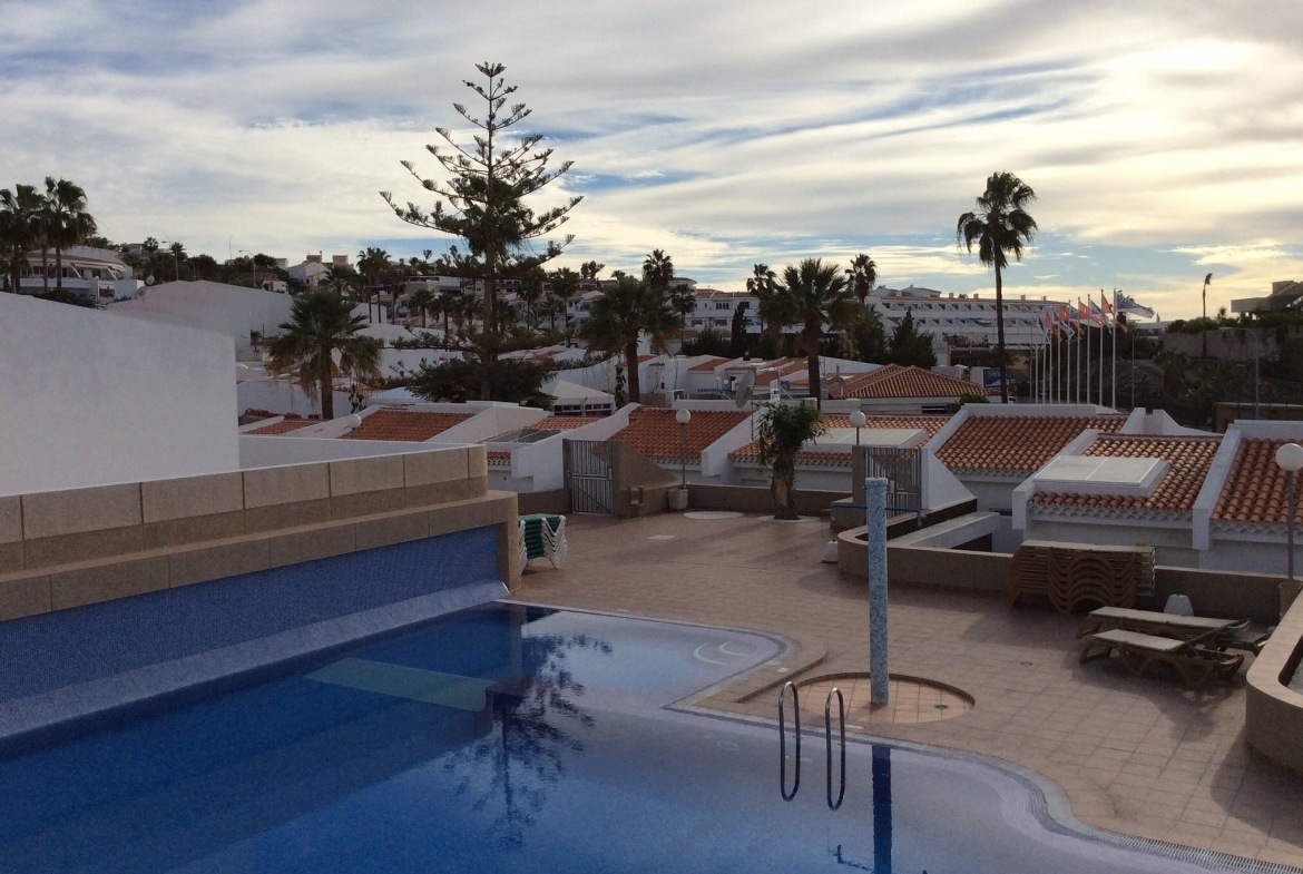 Island Village pool