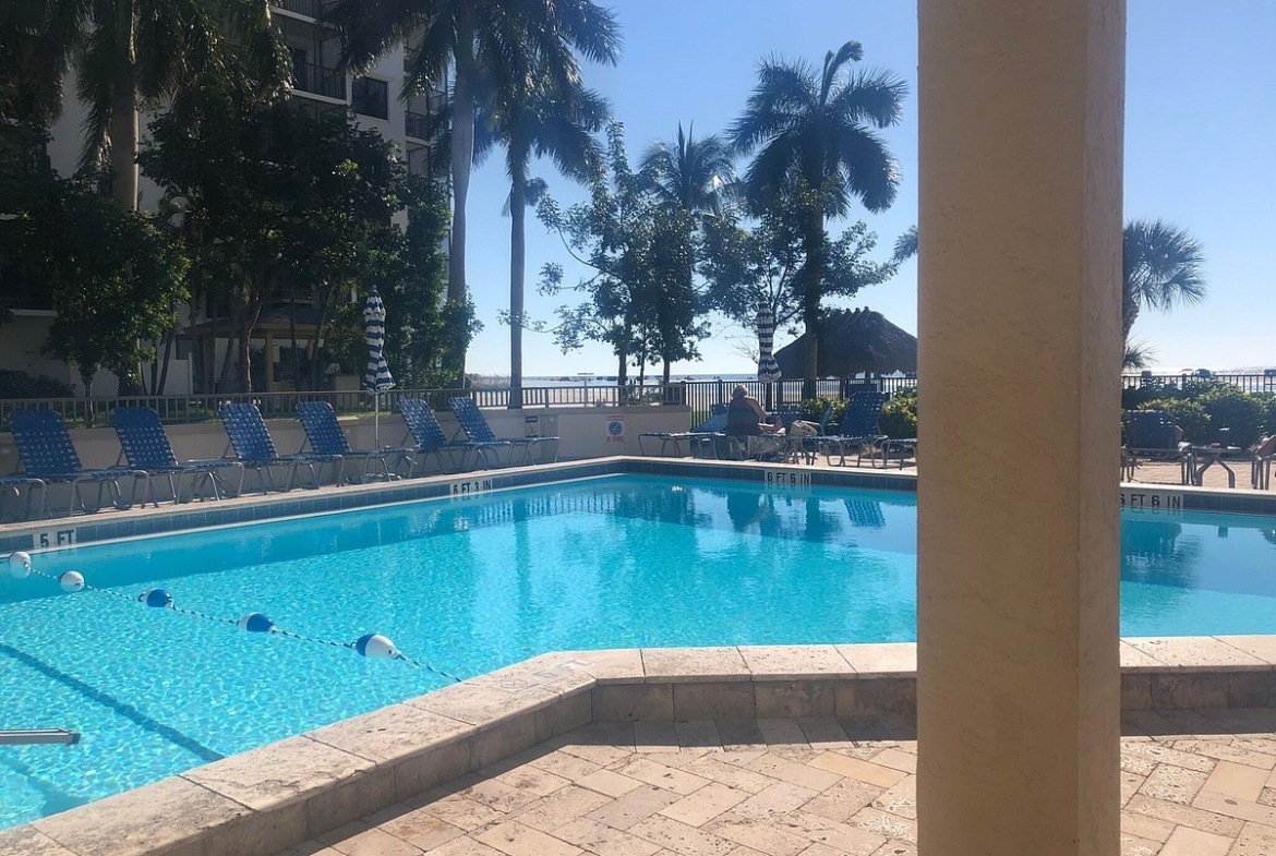 Seawatch On-The-Beach Pool