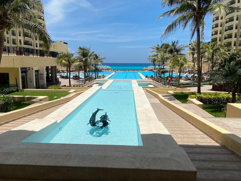 pool area