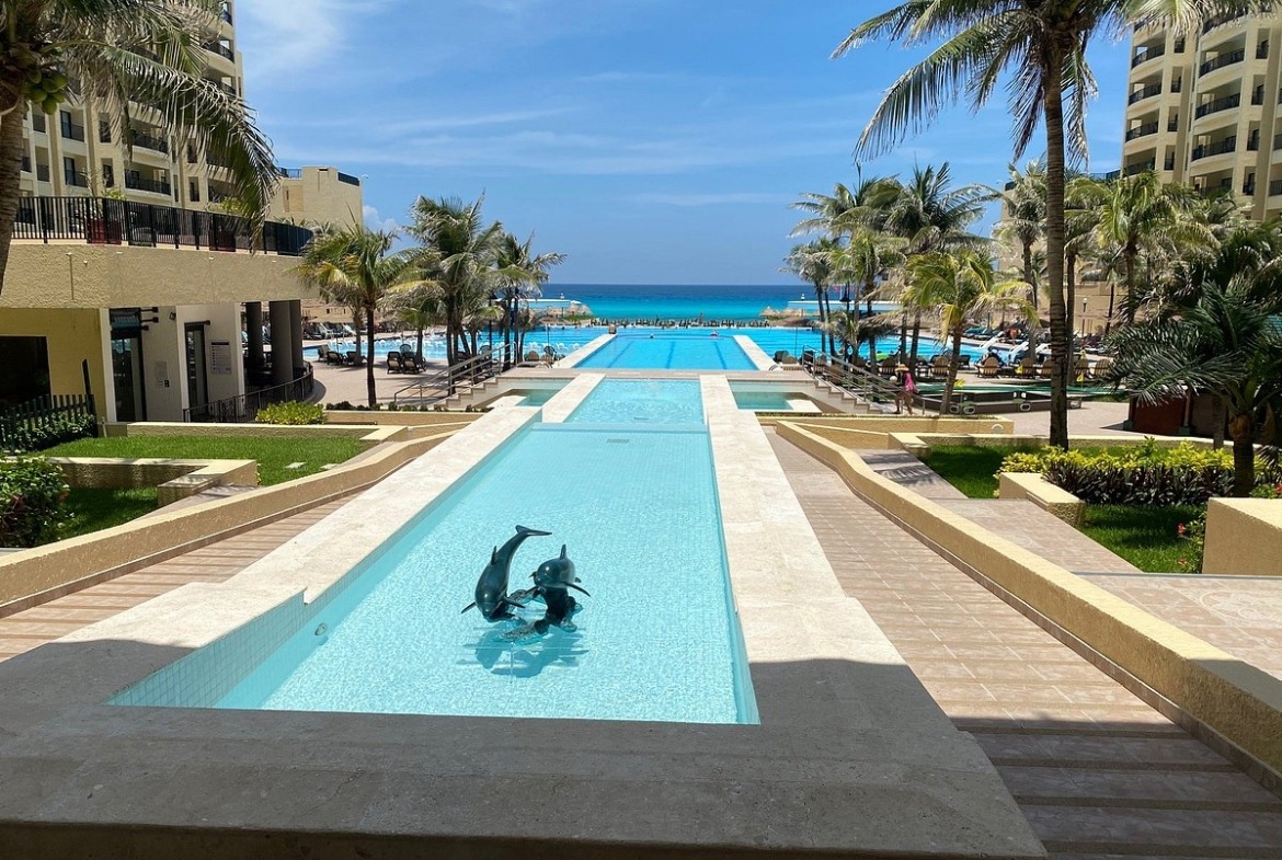 pool area