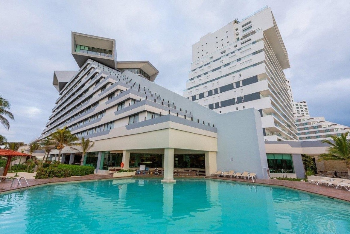 Rhc At Park Royal Piramides Cancun