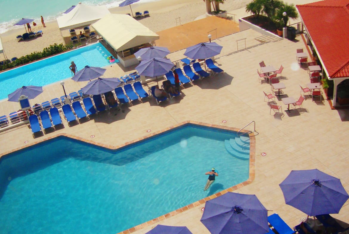 Royal Islander Club Great Bay Pool 2