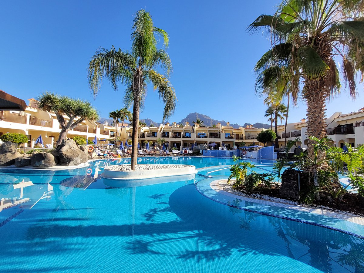 Royal Sunset Beach Club Main