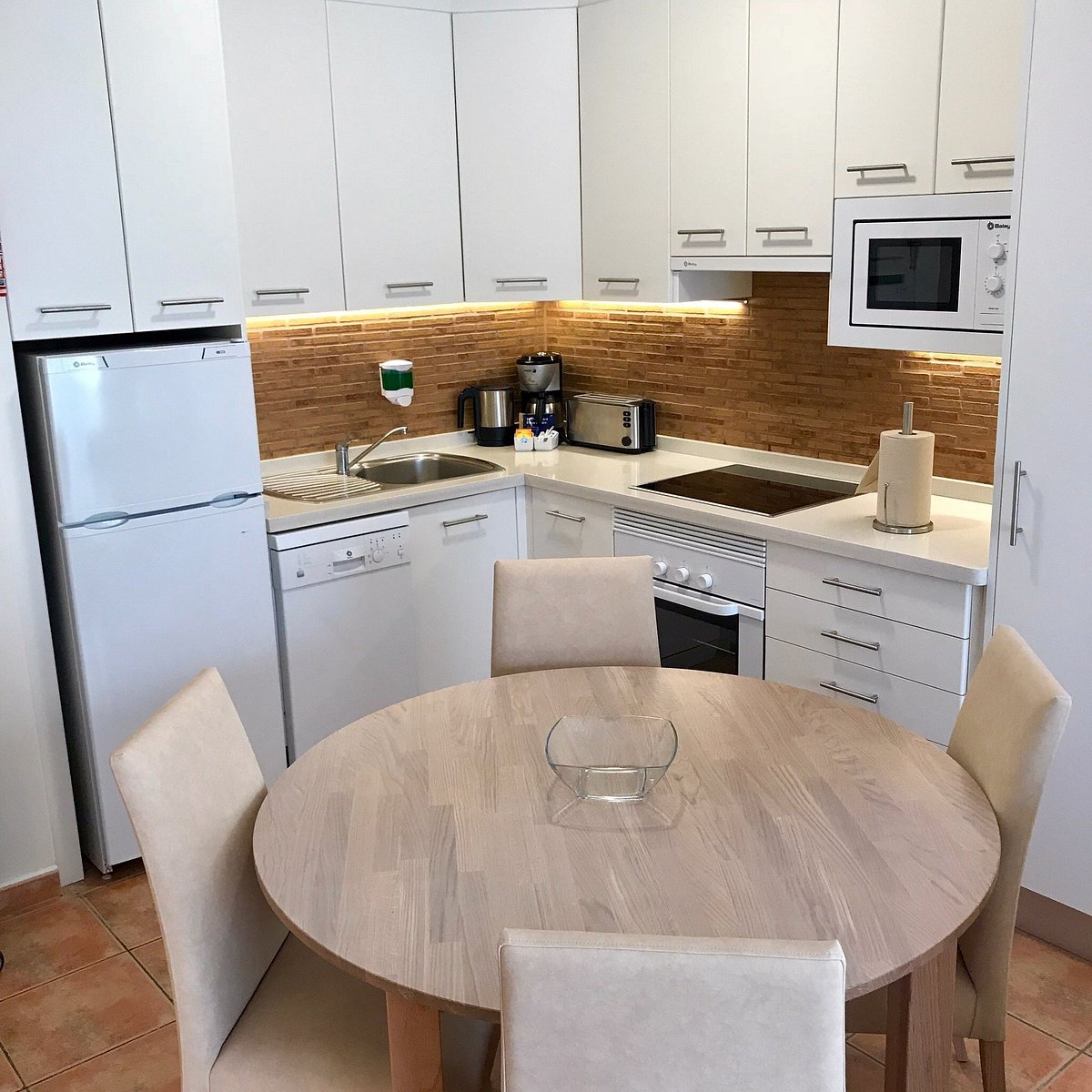 Royal Sunset Beach Kitchen