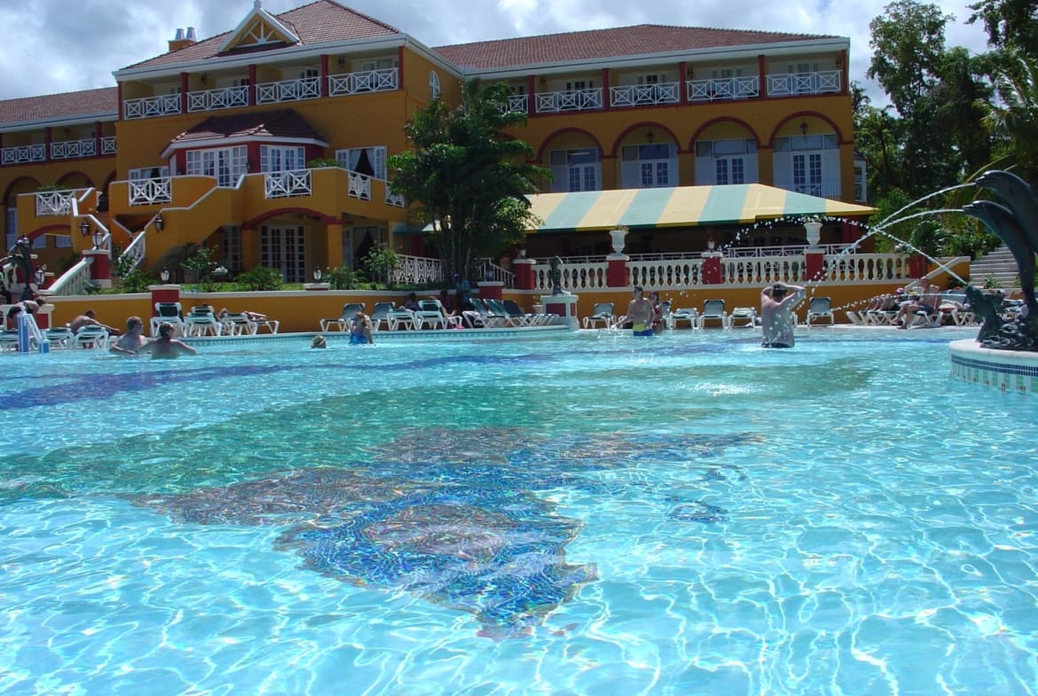 Sandals Grande Riviera Beach and Villa Resort Pool 2