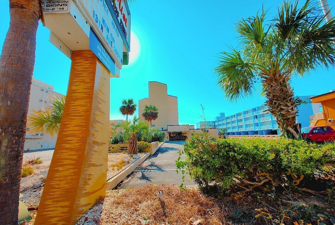 Sandcastle South Resort Exterior