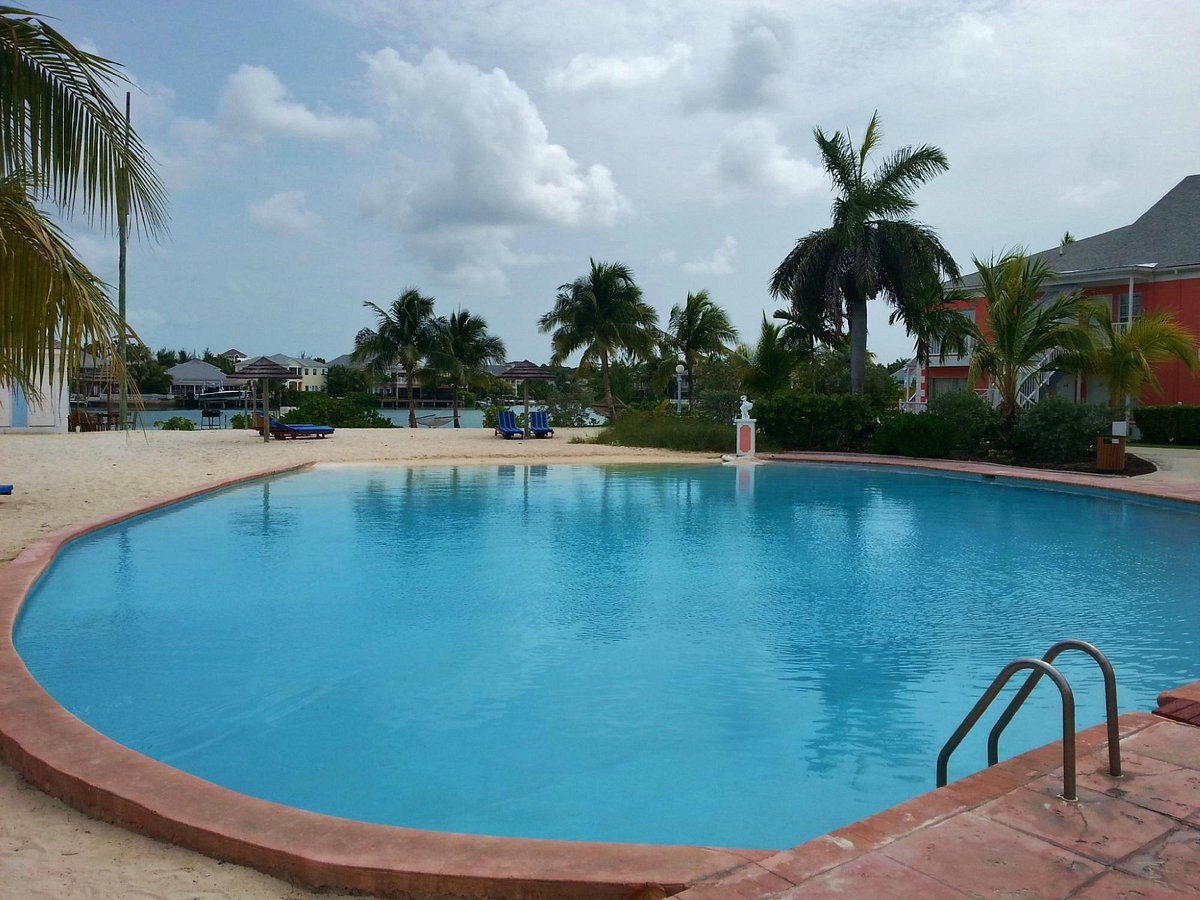 Sandyport Beaches Resort Pool