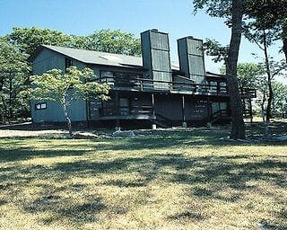 Ski Side Village Exterior