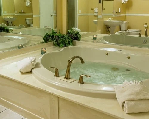 Massanutten Summit Sunrise Resort bathroom