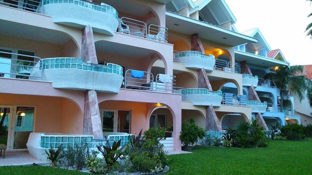 Taino Beach Vacation Resort Club Exterior 2