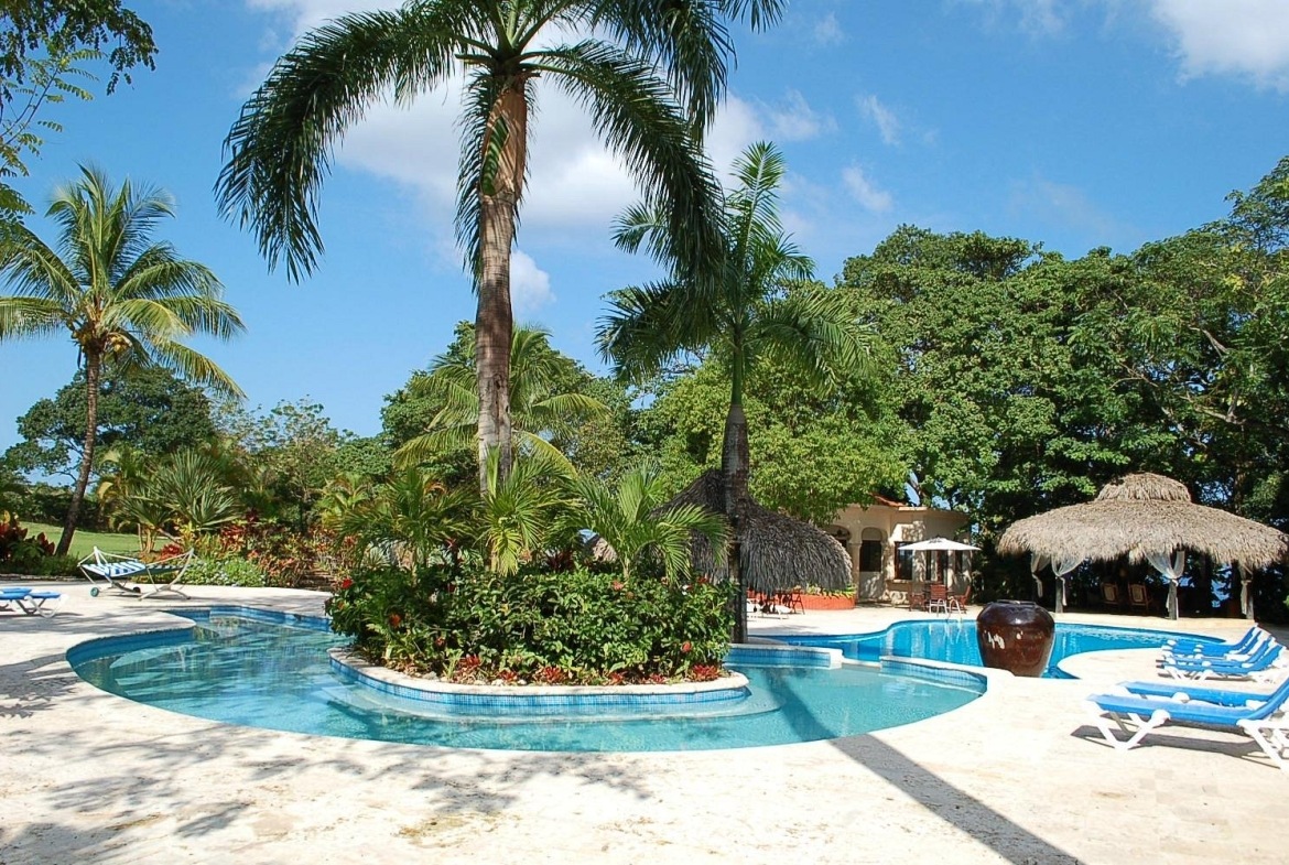 pool area