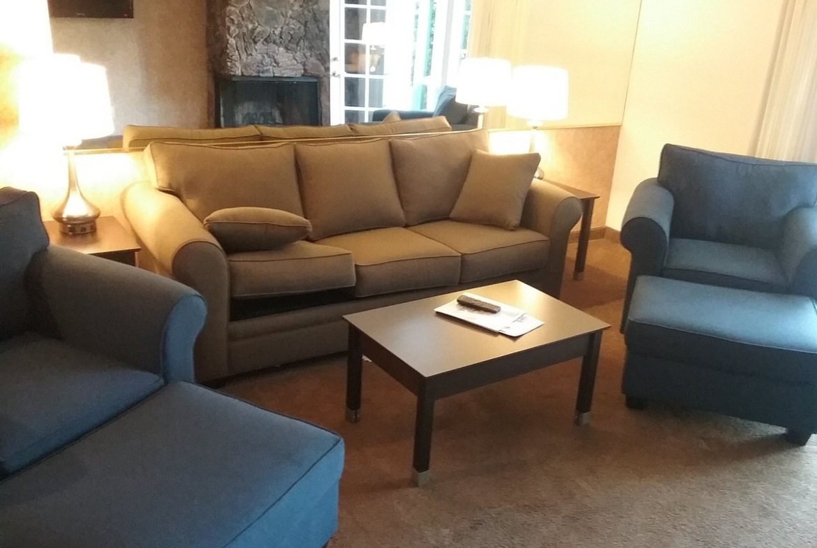 Thunderbird Resort Club Living Area