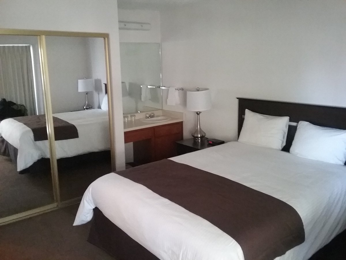 Thunderbird Resort Club Bedroom