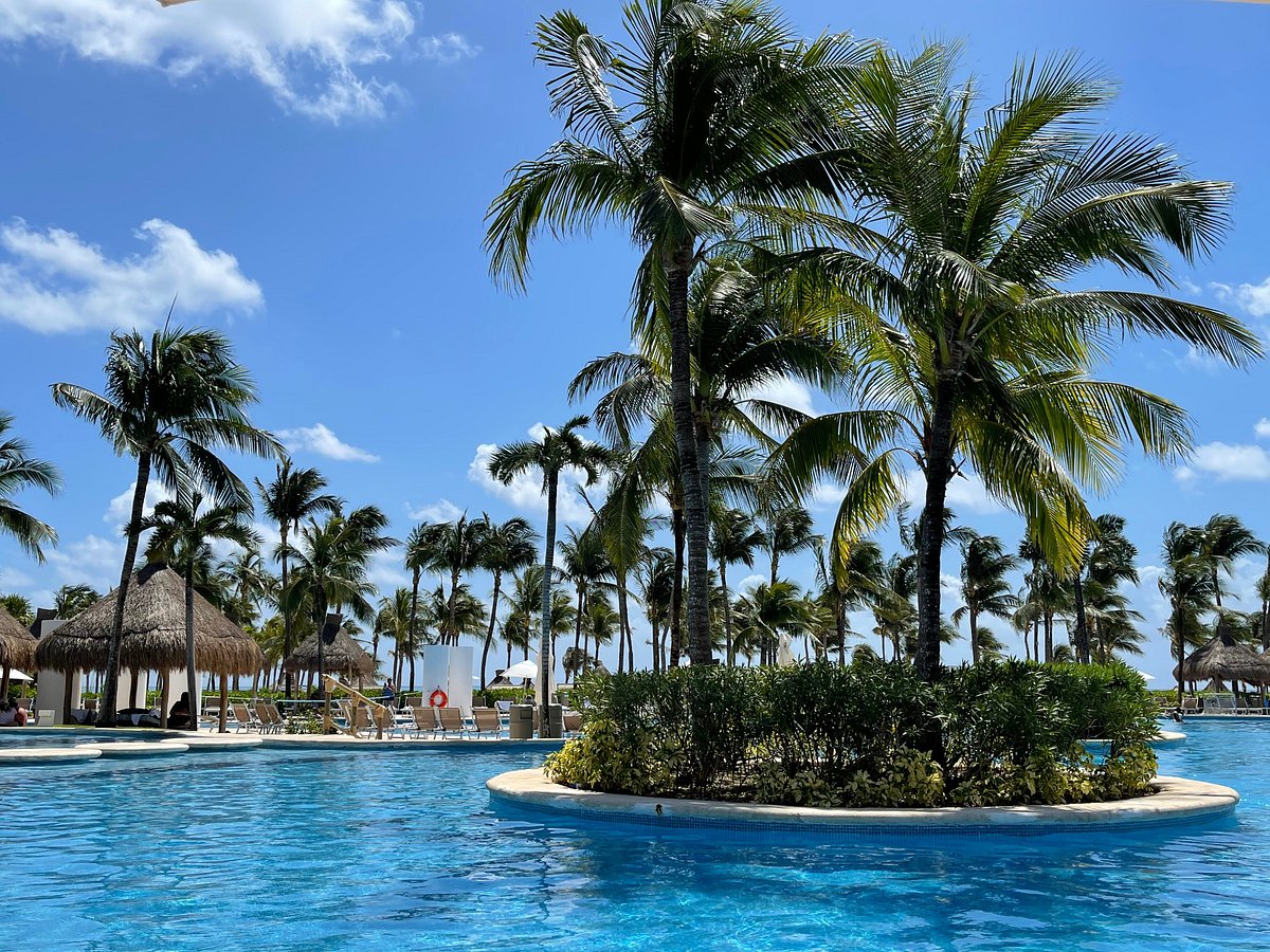 pool area