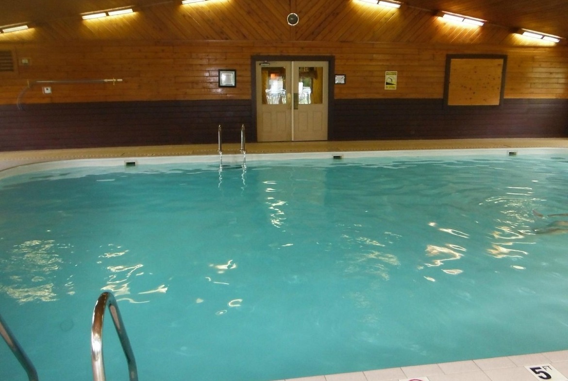 Vacationland Estates Indoor Pool