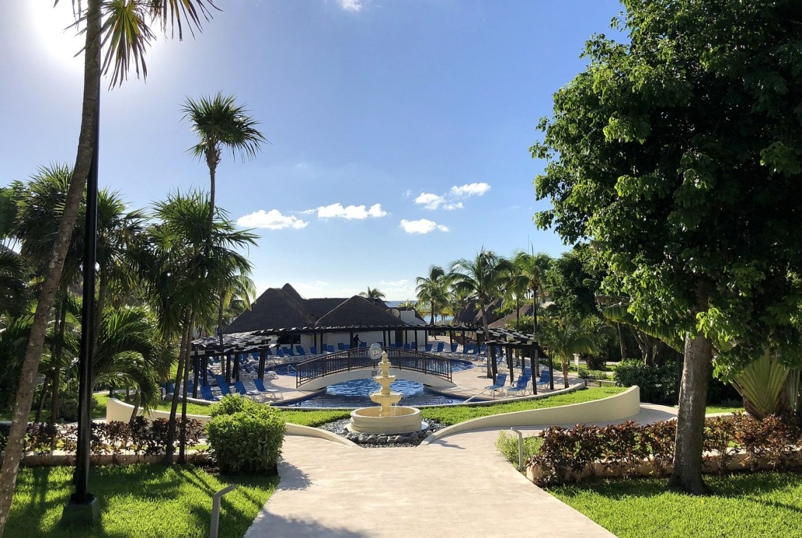 Occidental Allegro Playacar walkway