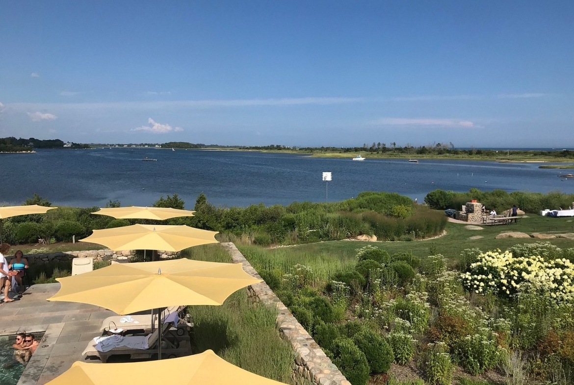Westerly, RI suites
