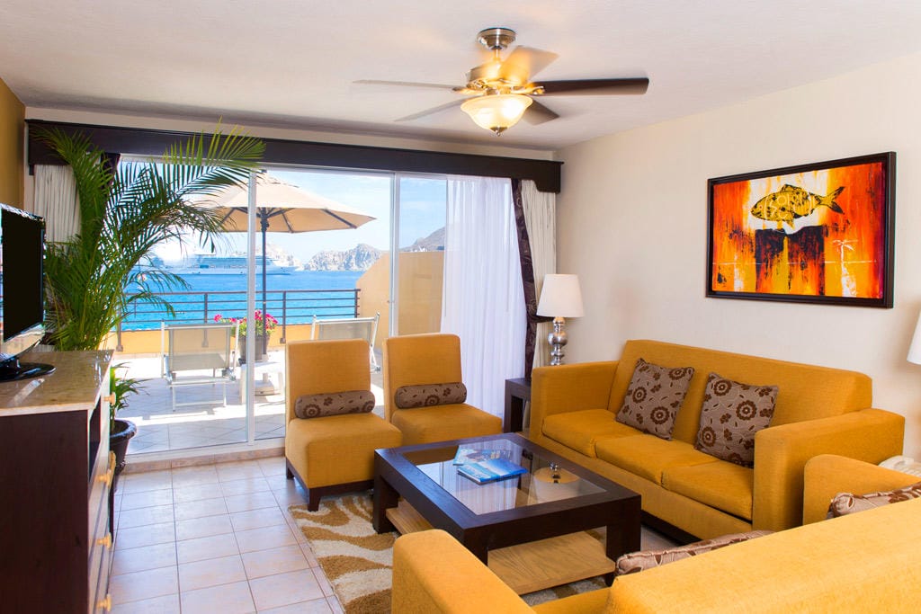 Villa Preferred Access Club: Villa del Palmar Cabo San Lucas Living Area