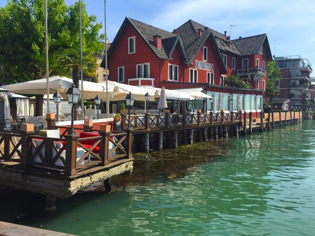 Villa Laguna