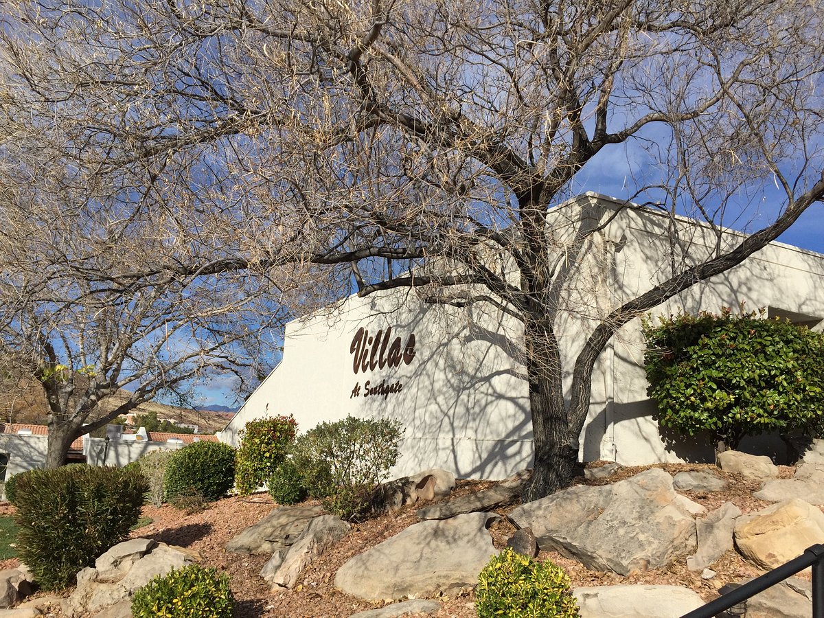 Villas At Southgate Exterior