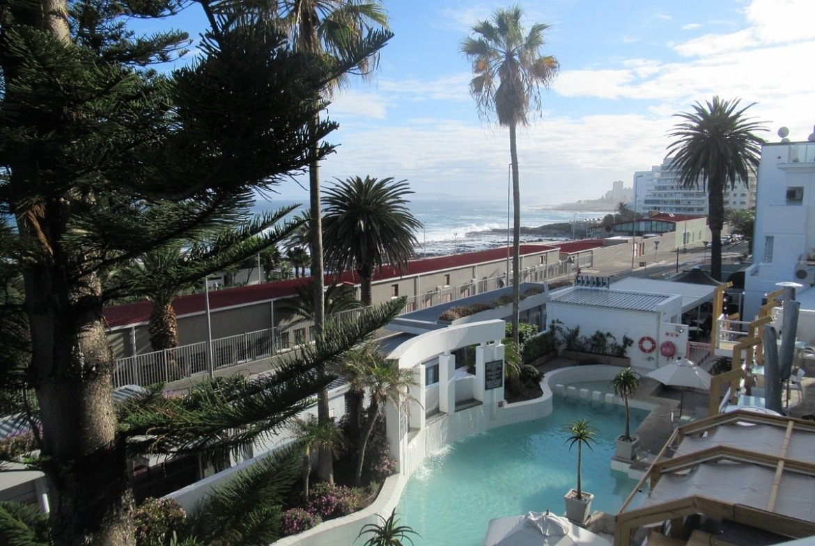 The Peninsula Pool