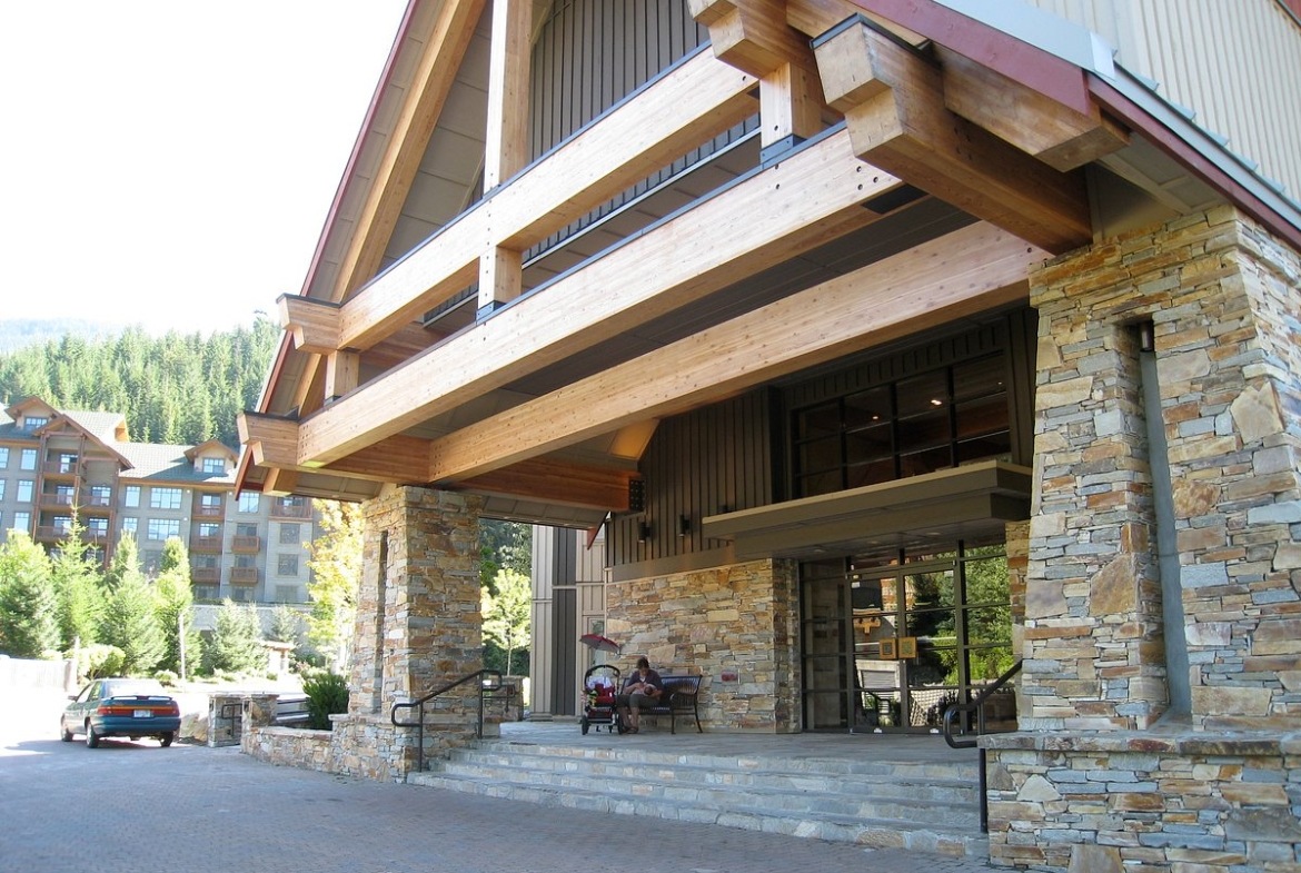 Whistler Vacation Club At Lake Placid Lodge Entrance