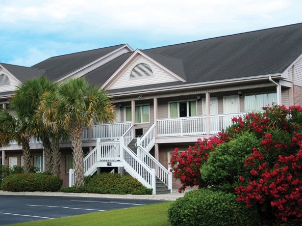 Club Wyndham Grand Palms exterior